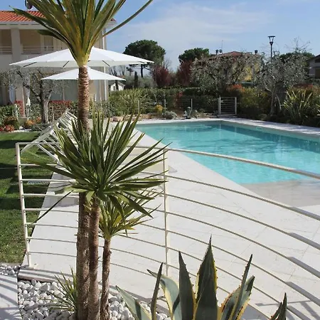 Le Della Romantica Casa vacanze *